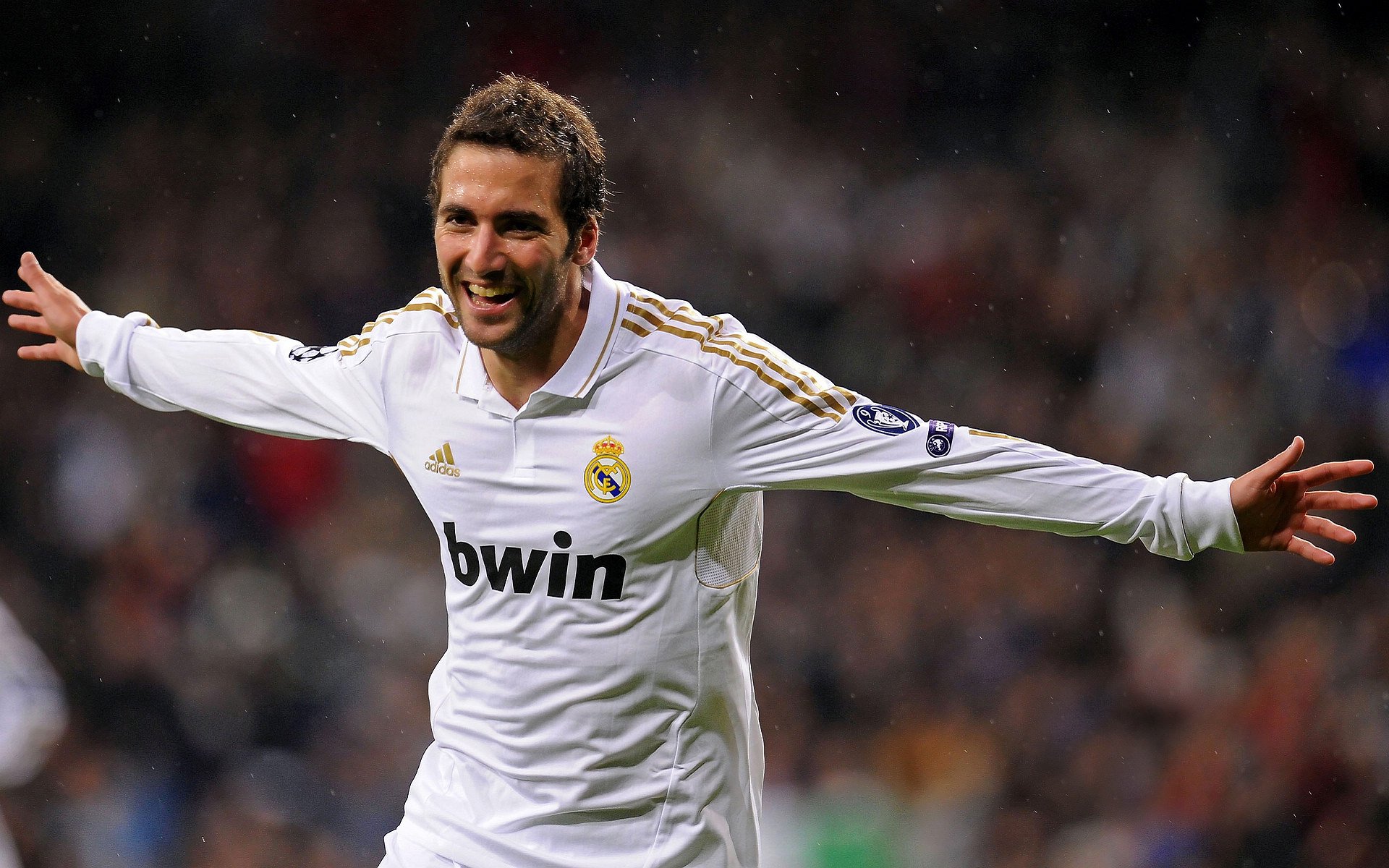 2026年世界体操单项决赛：吊环王者完成三连冠